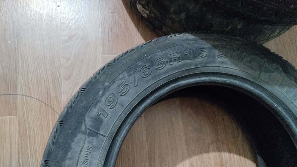 Продам резину 195/65/15 1 сезон