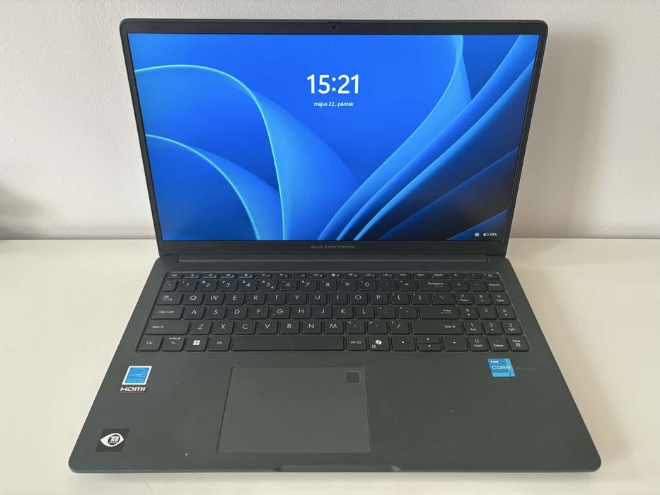Laptop ASUS ExpertBook de vanzare - ca nou, urgent