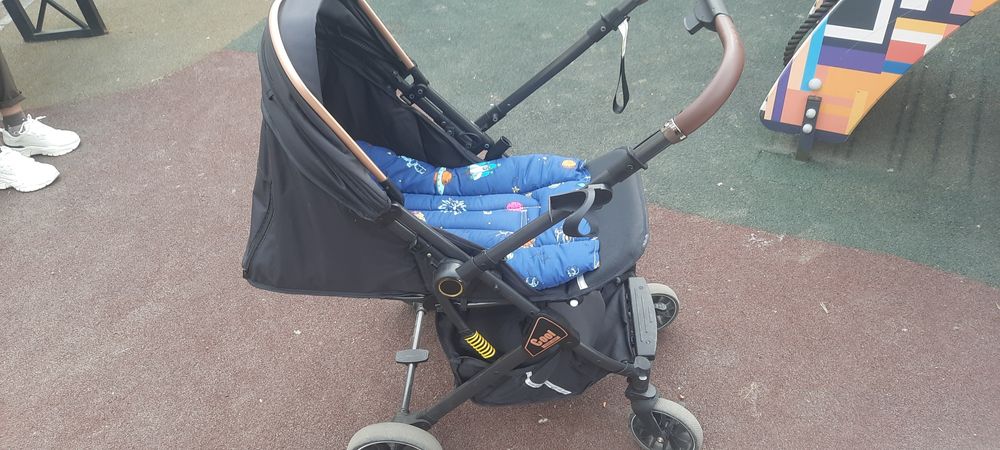 Продам Коляску..