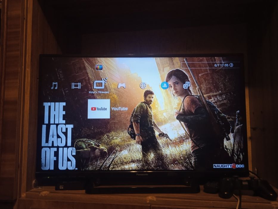 Продам прошитаю PS3 на 300гб памяти