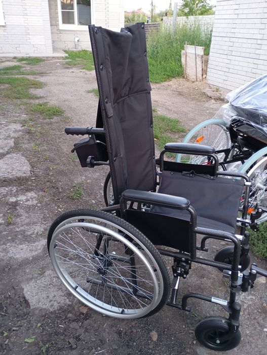 Инвалидная коляска