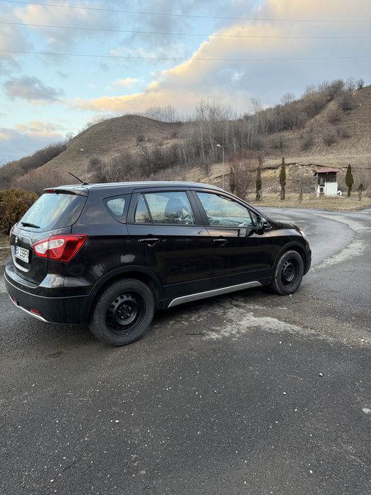 Suzuki SX4 S-CROSS