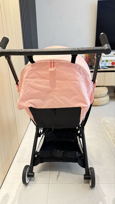 Carucior sport Cybex Gold Libelle Roz Candy Pink cu cadru negru