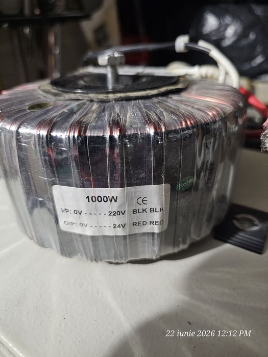 Vând 2 transformatori de 600w si 1000w in perfectă stare de funcționare.