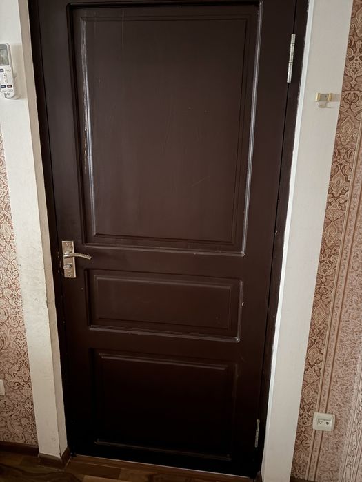 Еғоч эшиклар б/у