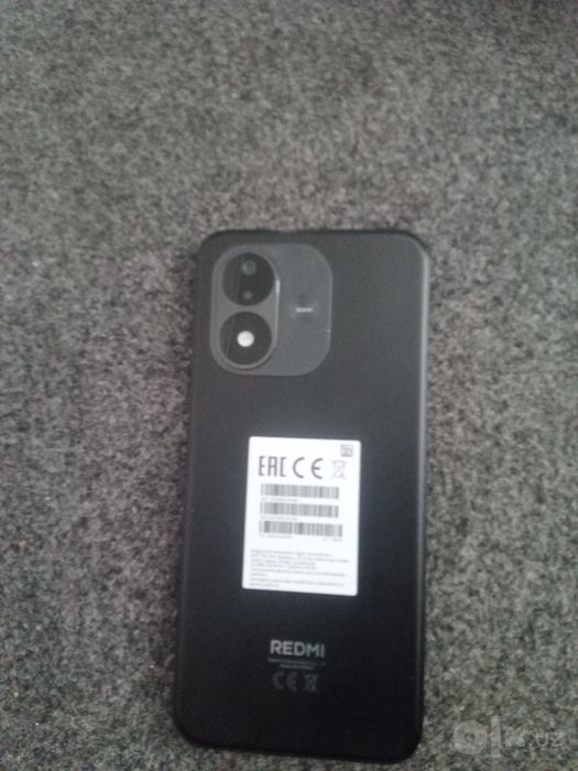 Xiaomi Redmi Note 17 6/256 GB sotiladi — Holati ideal!