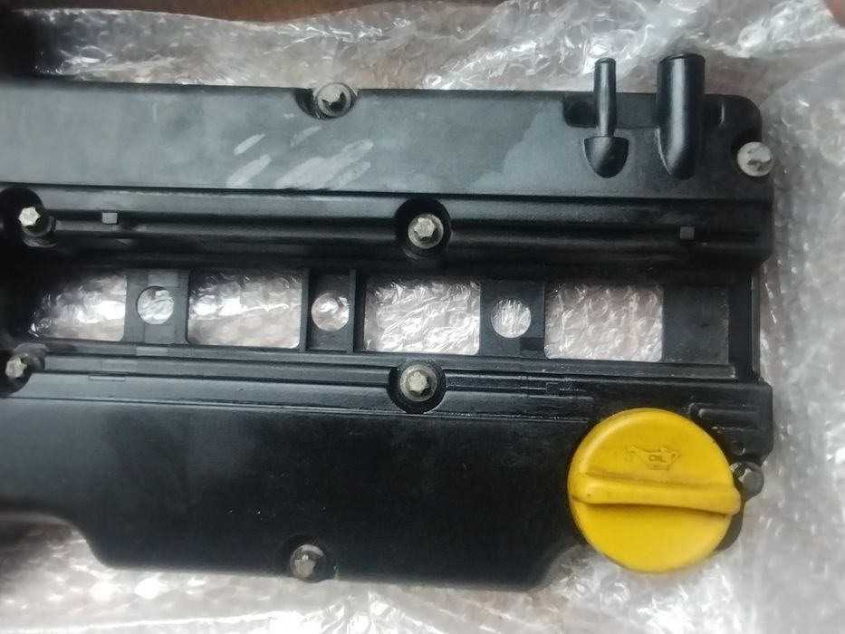 Капак на двигателя за опел