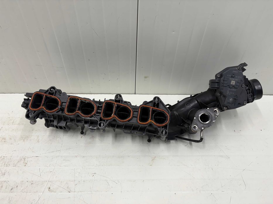 Всмукателен колектор БМВ Х1 Ф48 Х2 Ф39 Мини БМВ Ф45 Ф46 фейс