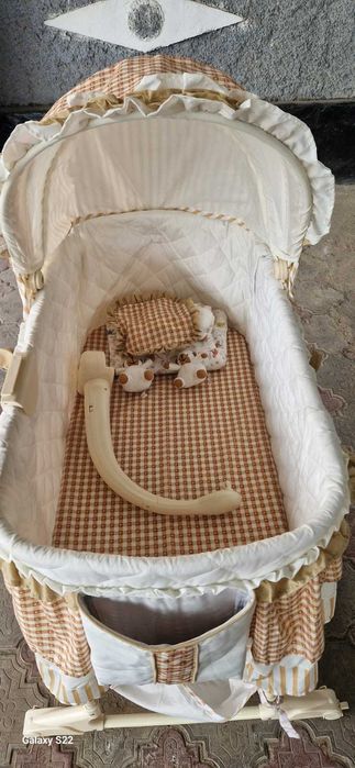 Продам манеж детский