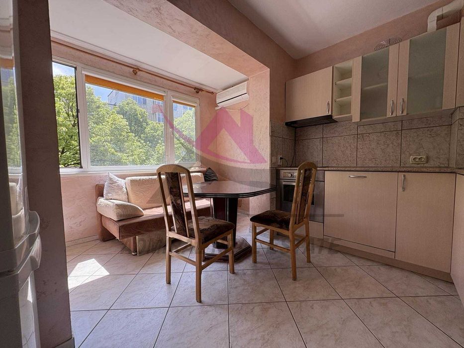 Дава се под наем Двустаен апартамент в Варна, Левски - 48 кв.м за 375 € - Снимка #1