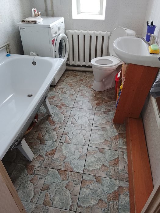 Продам 4-х комн. квартиру в г.Аягоз