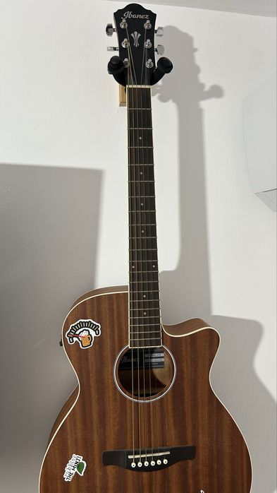 Vând chitară Ibanez electro-acustică