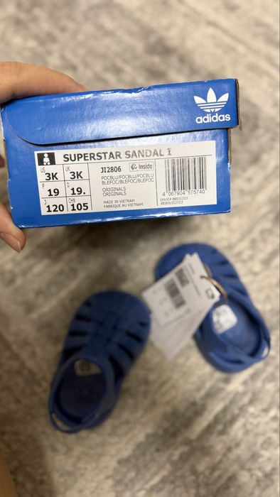 Sandale adidas de bebe