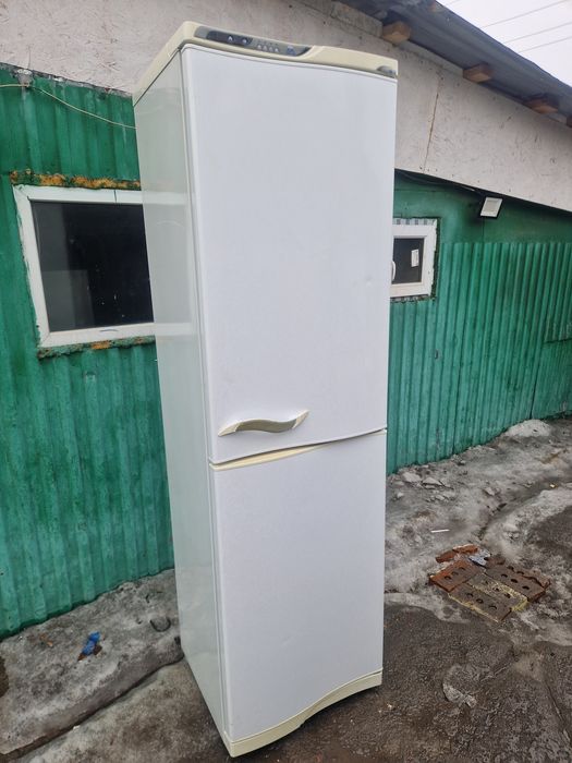 Холодильник "Атлант "