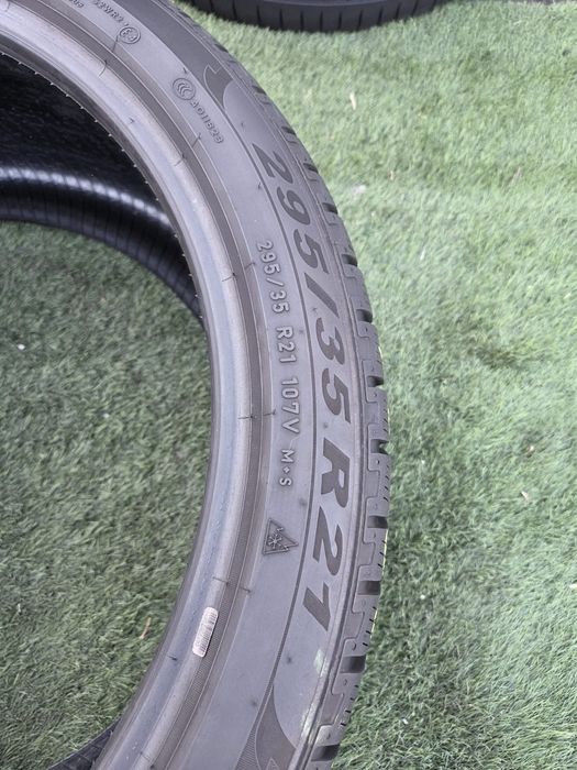 295 35 21 Pirelli