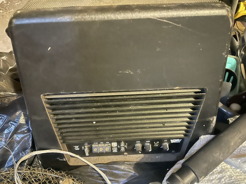 Продам сабвуфер в