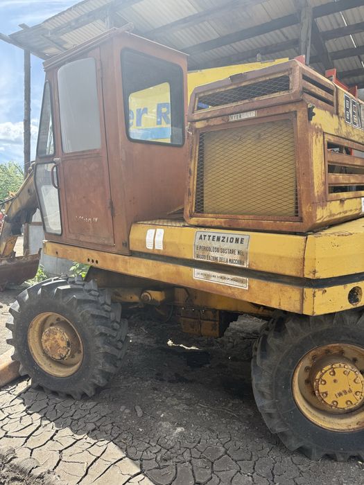 excavator pe roți Benati BEN 90 Urgent 4000€ fix