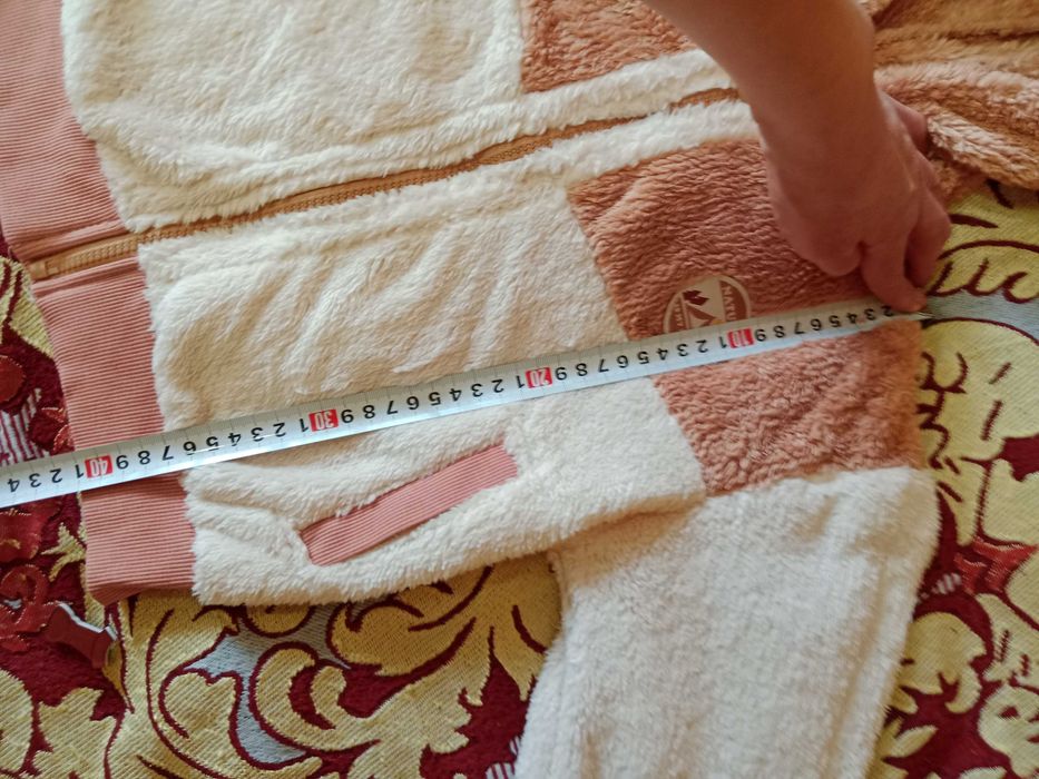 Продам детскую толстовку