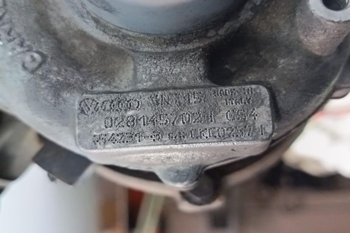 Turbosuflanta 1.9 tdi 02814572H Volkswagen VW Passat B5