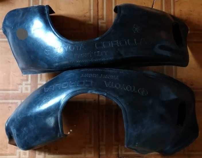 подкрылки Toyota Corolla