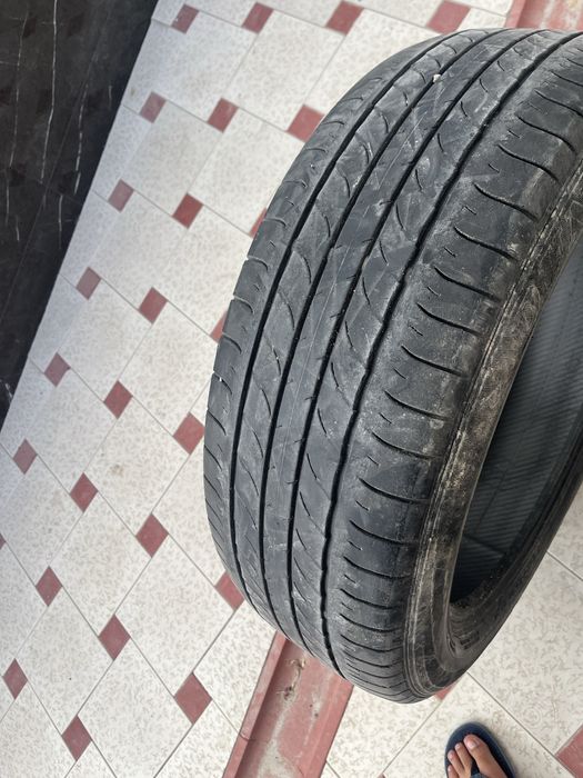 Шины 235/55 /20 Dunlop