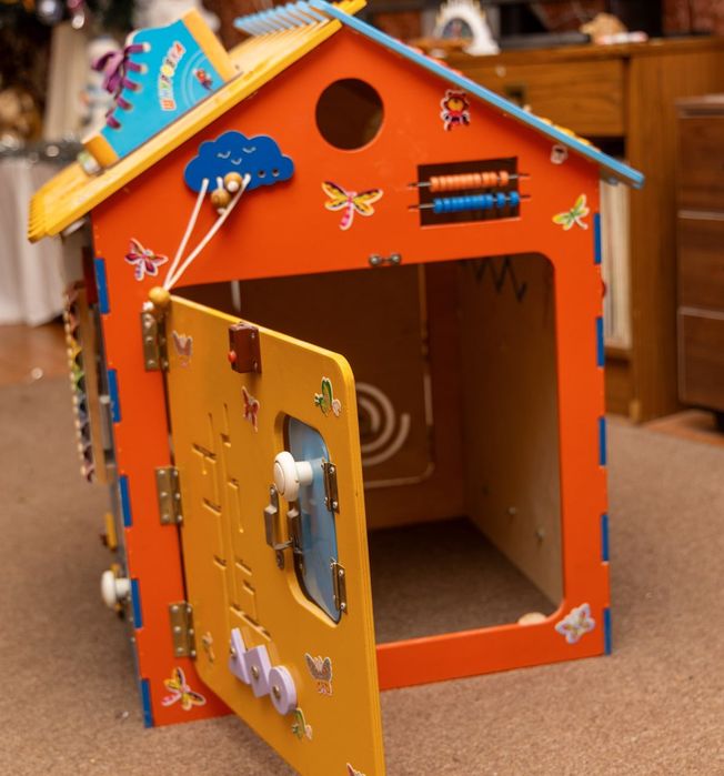 Бизиборд. Продаётся