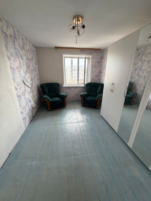 Продам 2 ком в 5 мкр за 17.5