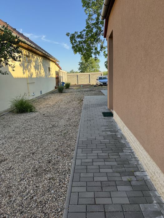 Vand casa Sanleani