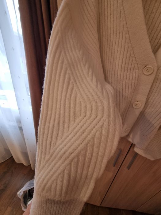 Дамски пуловер - бял Sinsay