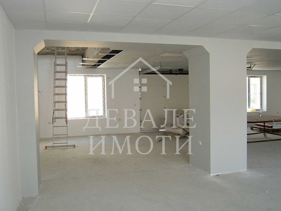 Продава се Промишлена сграда в Русе, Веждата - 1328 кв.м за 500 €/кв.м - Снимка #4