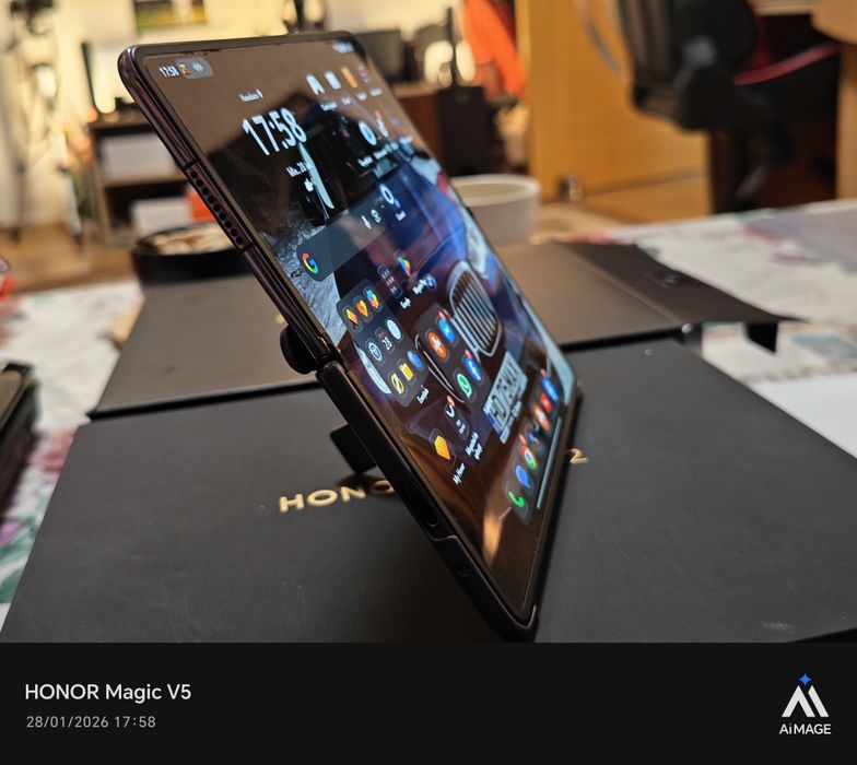 Honor Magic V2 -512 GB Că Nou / Purple / Factura și Garanție !
