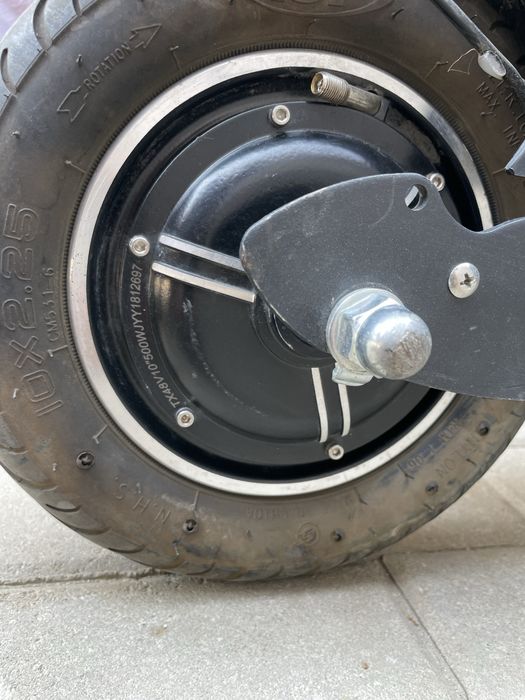 Vînd trotinetă electrică WizZard