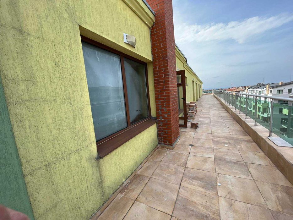 Продава се Многостаен апартамент в Поморие - 276 кв.м за 259 €/кв.м - Снимка #3