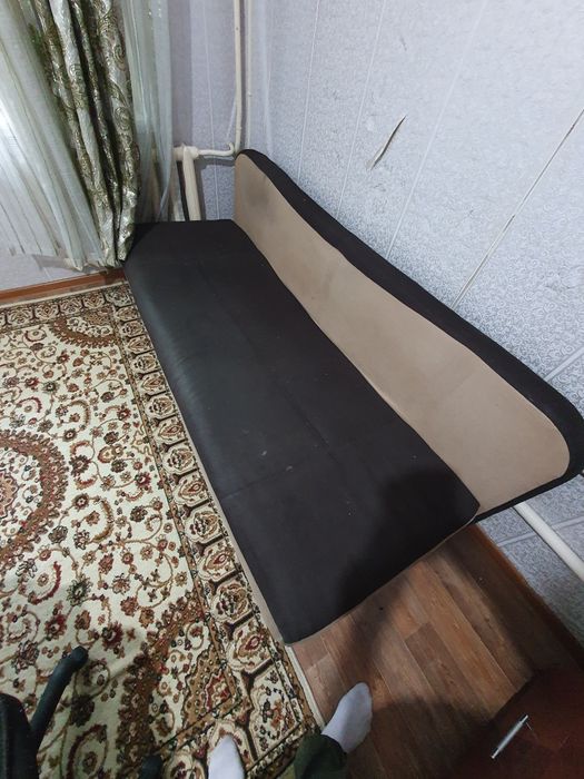 Продам старый бу диван