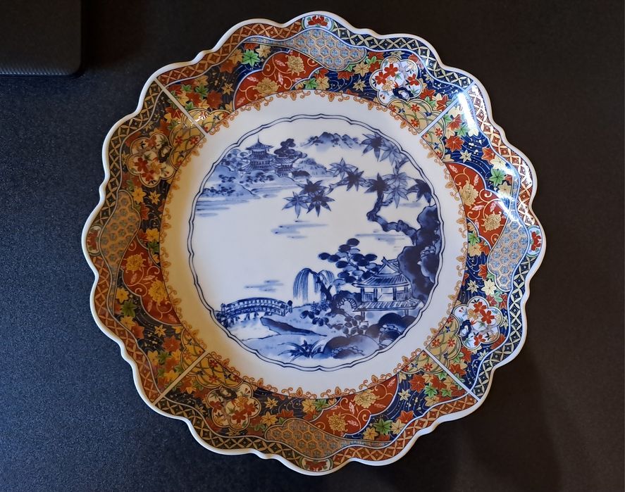 Японска Ръчно Рисувана Чиния От Порцелан-антика