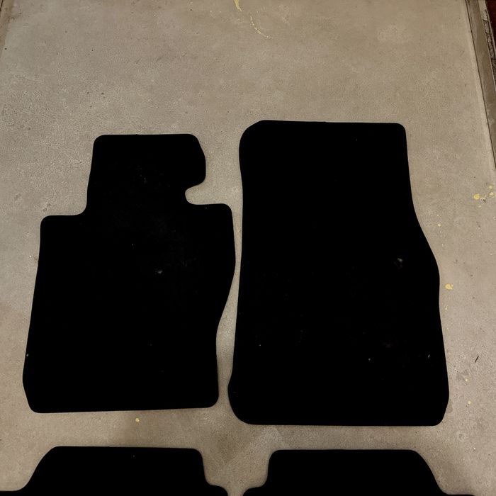 Presuri / Covorase originale BMW F20 m140i