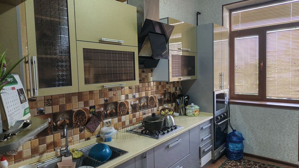 Уй сотилади. Тез кунда 
Қуйида уйингиз учун эълон Малумотларингиз учу