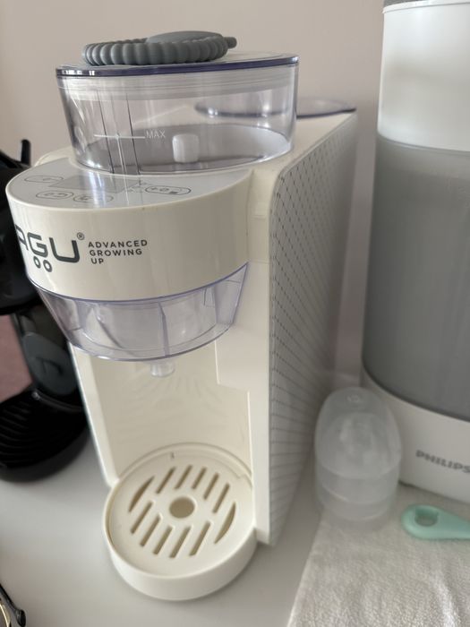 Agu машина за бебешко мляко