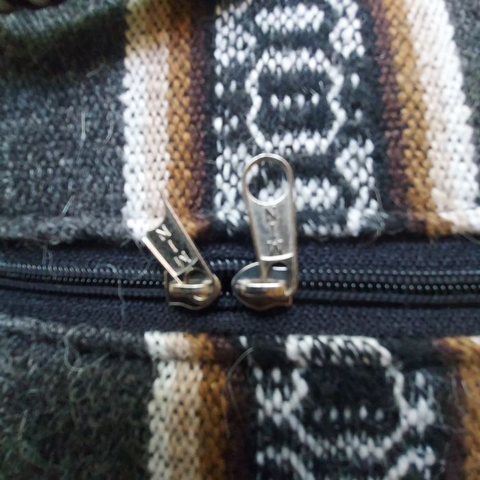 ВЪЛНЕН САК                              .