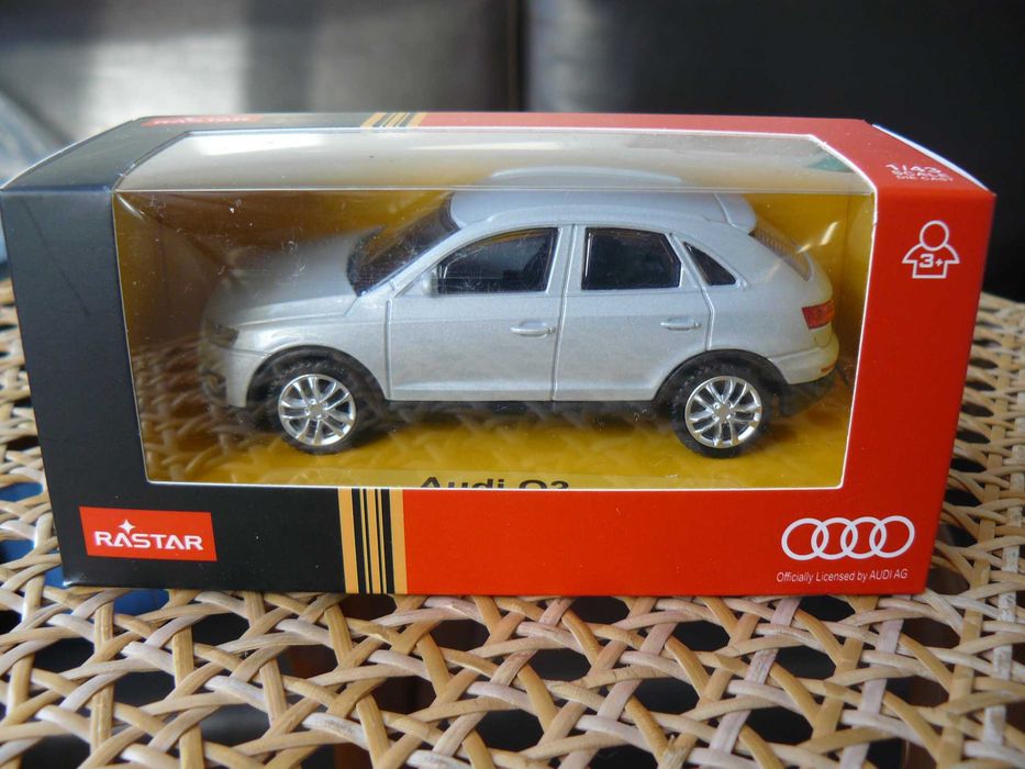 Macheta Auto De Colectie AUDI Q3 Scara 1:43,Noua In Cutie,Prod. RASTAR