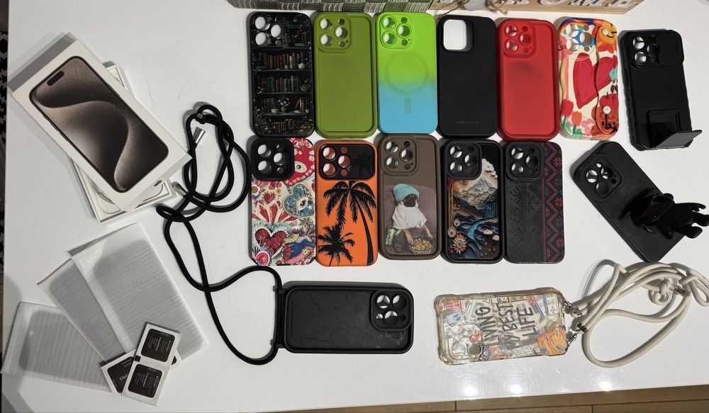 Vand Iphone 15 pro, 256gb, esim