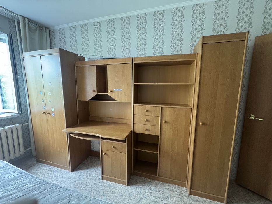 Продам большой детский шкаф