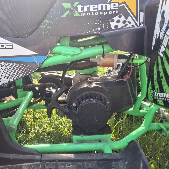 Atv foarte puțin folosit dețin si cartea lui