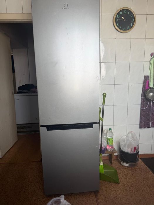 Холодильник индезит