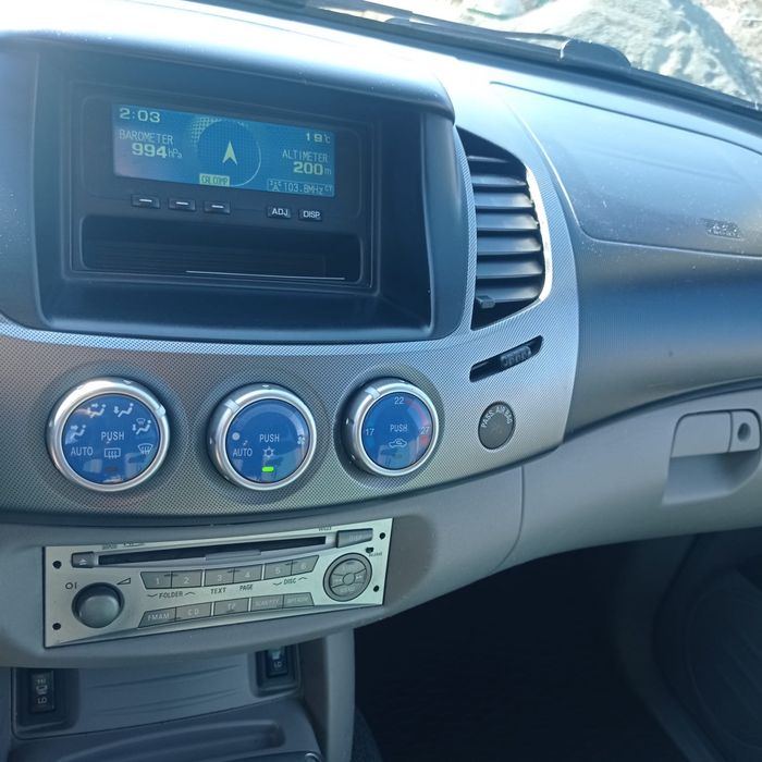 Vând Mitsubishi L200