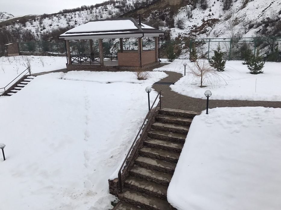 Дача Чимган (в аренду)  Chimyonda Dacha