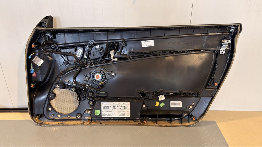Комплект лява и дясна кора за Mercedes SLC300 R172 2017-2020г