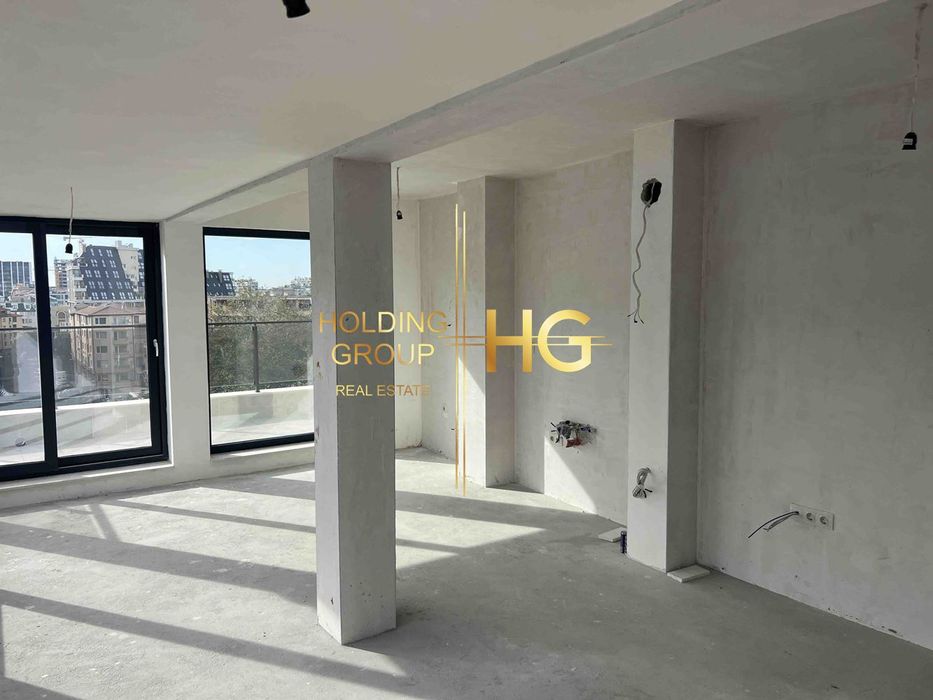 Продава се Тристаен апартамент в Варна, Чайка - 122 кв.м за 2132 €/кв.м - Снимка #2