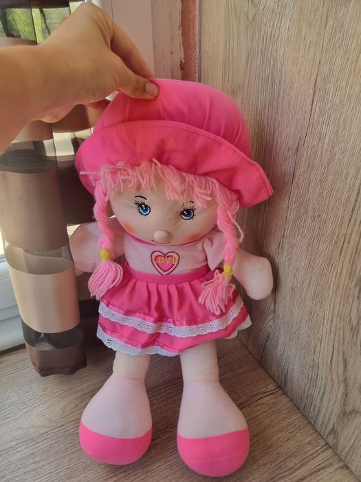 Кукла разказвачка на приказки, гатанки, римушки