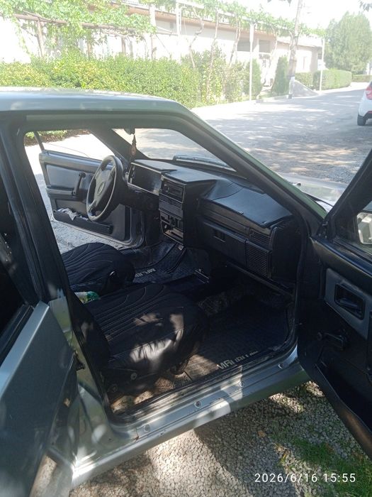 Ваз 2109 йили 1988 енгил седан юргани 146 км